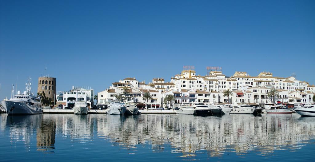 Banus Boutique Muelle Del Ribera Apartment Marbella Exterior photo